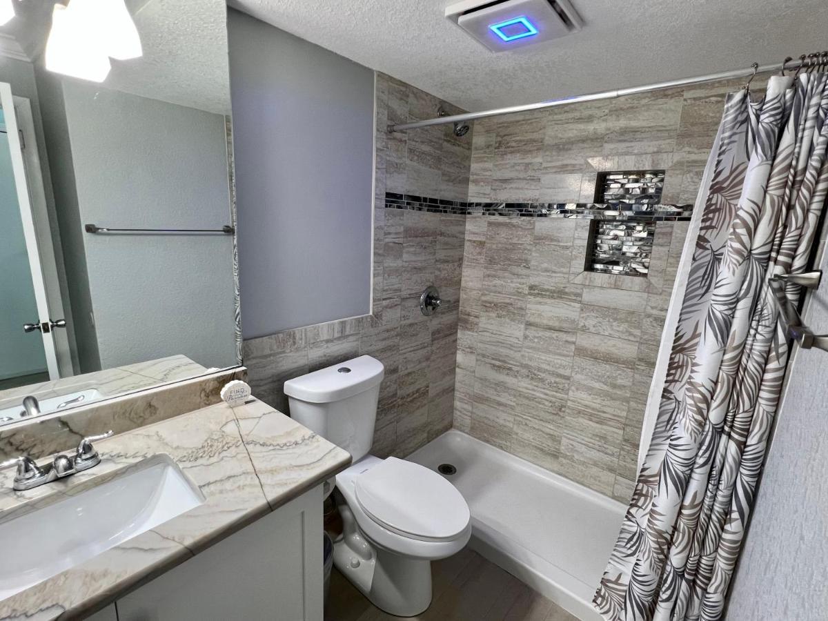 Pirates Cove 4Th Floor Balcony Remodeled Condo Daytona Beach Shores Exterior photo
